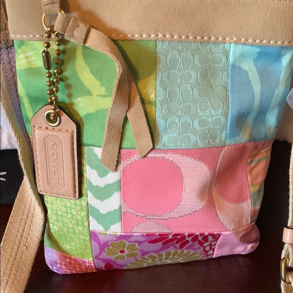 Colorful Patchwork Crossbody Bag - Picture 2 of 8